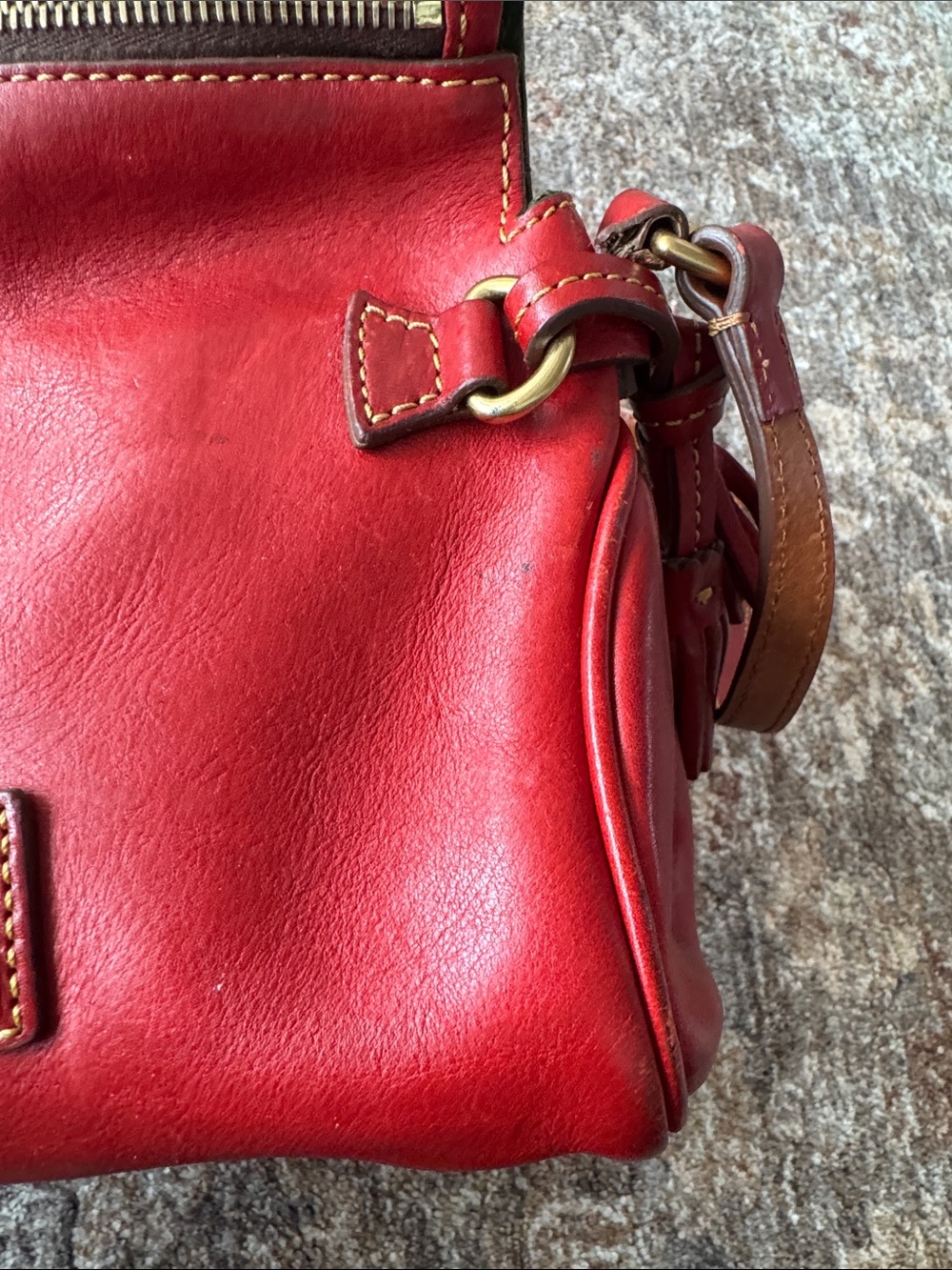 Dooney & Bourke Red Leather Crossbody Bag Florentine leather - Picture 3 of 16